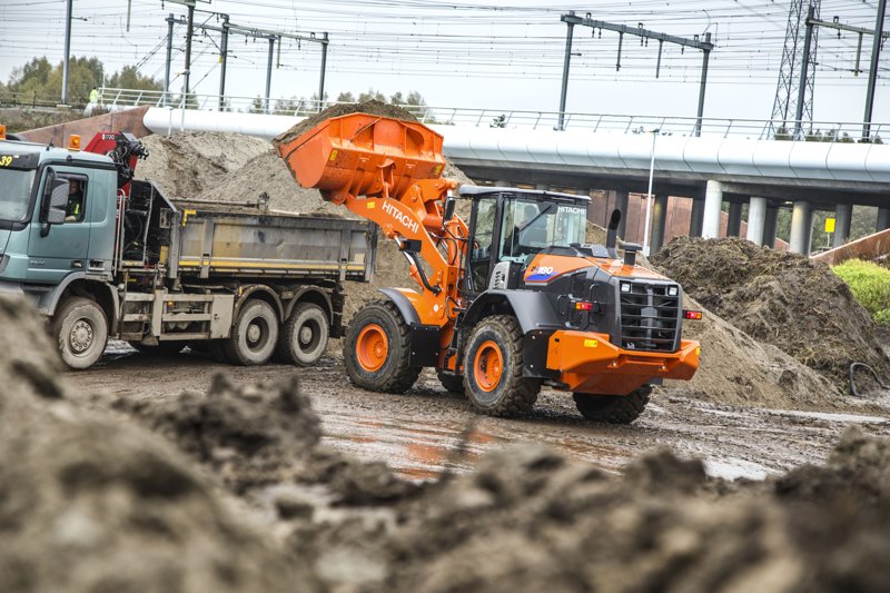 Колесные погрузчики Hitachi ZW180PL-6 41014