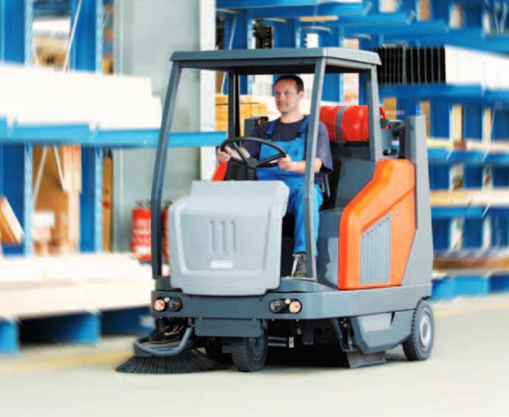 Муниципальная подметальная машина Hako Jonas 1500 E 59012