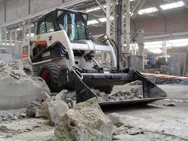 Компактные погрузчики Bobcat S 130 ACS 68259