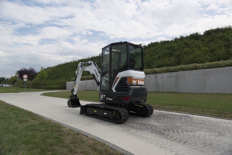 Мини-экскаваторы Bobcat E27 40179