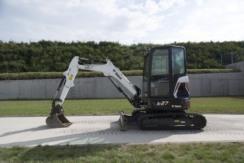 Мини-экскаваторы Bobcat E27Z 40181