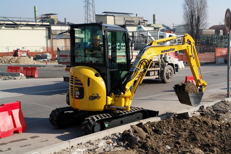 Мини экскаватор komatsu