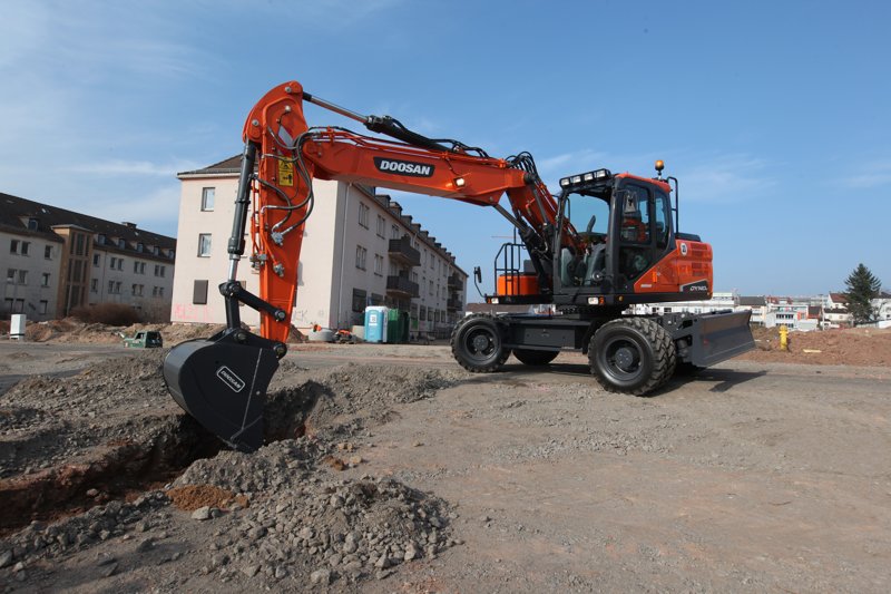 Мобильные экскаваторы Doosan DX 140 W 73120