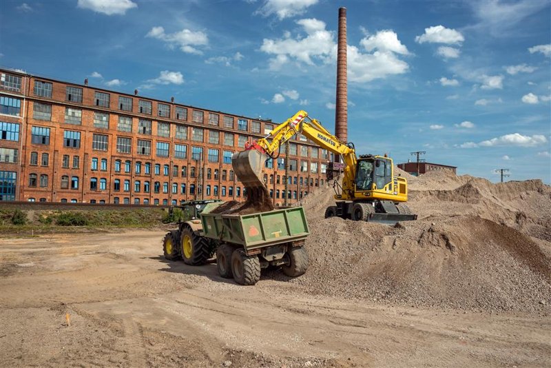 Мобильные экскаваторы Komatsu PW160-10 40018