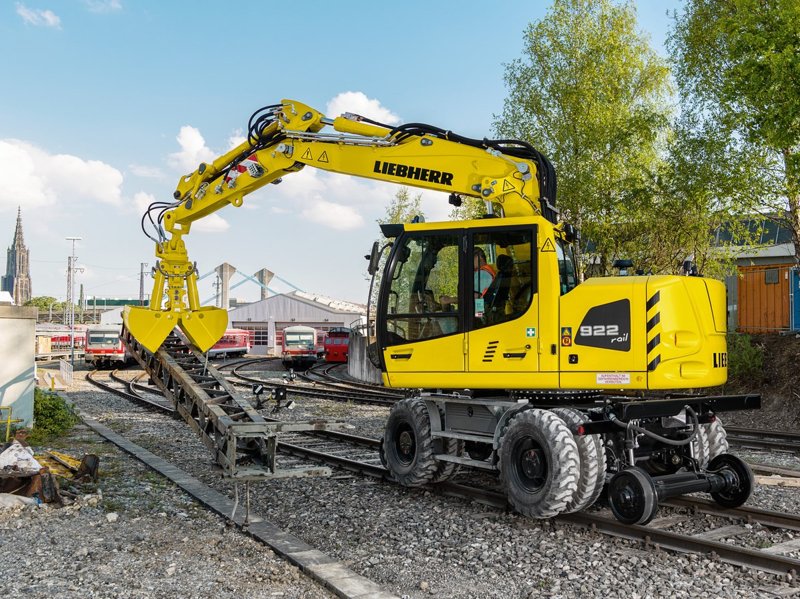 Мобильные экскаваторы Liebherr A 922 Rail Litronic 68510