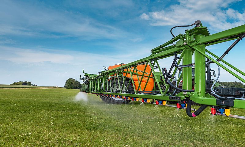 Навесной опрыскиватель Amazone UX 4201 Super (24) 80680