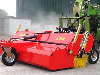 Муниципальная подметальная машина Adler K 750-240 29622
