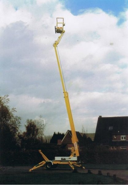 Подъемные платформы-прицепы с телескопической рукоятью Thomas Boom Lifts 180 NWT 31897