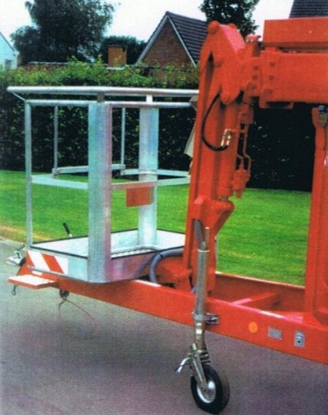 Подъемные платформы-прицепы с телескопической рукоятью Thomas Boom Lifts 180 NWT 31898