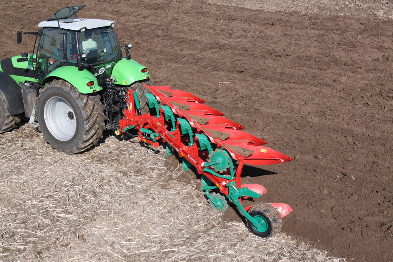 Плуга Kverneland LS 85 81082