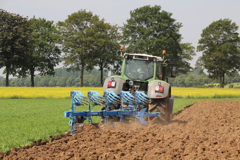 Плуга Lemken Juwel 8 MV T 3 L 90 81659