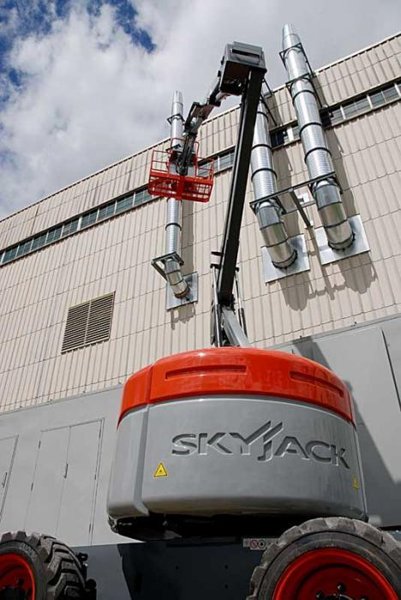 Подъемные платформы-прицепы с шарнирной рукоятью Skyjack SJ 46 AJ 62551