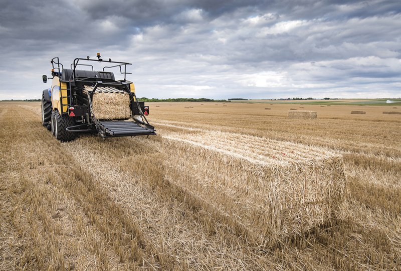 Пресс-подборщик крупногабаритный и пресс высокого давления New Holland BB 870 PC Plus 45517