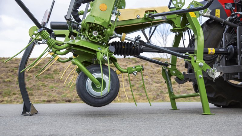 Роторная ворошилка-вспушиватель Krone Vendro 820 Highland 82675
