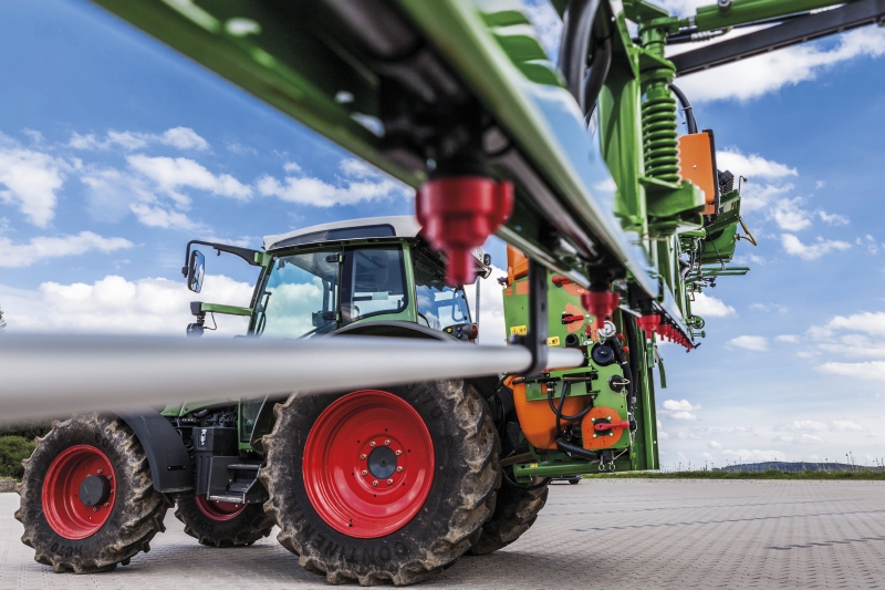 Встроенный опрыскиватель Amazone UF 901 (24) 12415