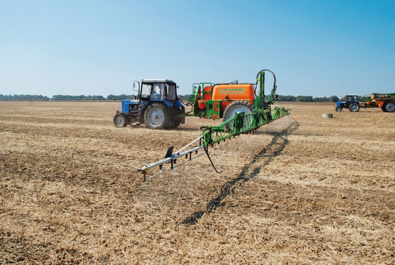 Навесной опрыскиватель Amazone UG 3000 Special (24) 14008