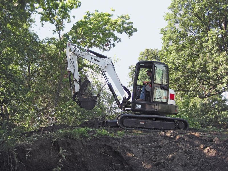 Мини-экскаваторы Bobcat E50 8806