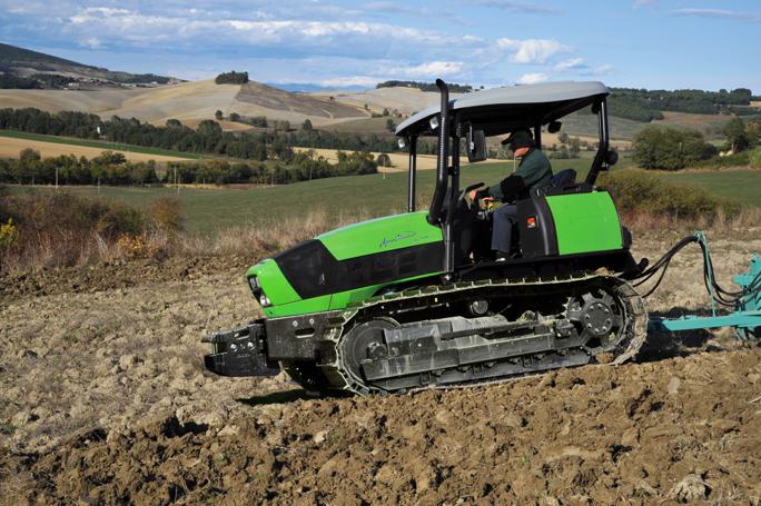Трактор Транспортное средство на гусеничном ходу DEUTZ-FAHR Agroclimber 310 V C 16874