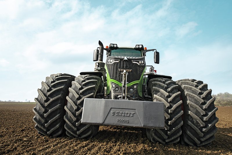 Тракторы с 4-х осевым Fendt 1050 Vario PowerPlus 18713