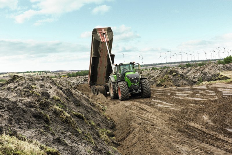 Тракторы с 4-х осевым Fendt 1050 Vario PowerPlus 18716