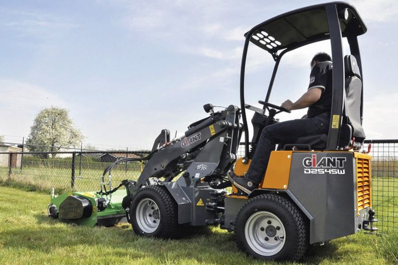 Колесные погрузчики Giant D 254 SW 9965