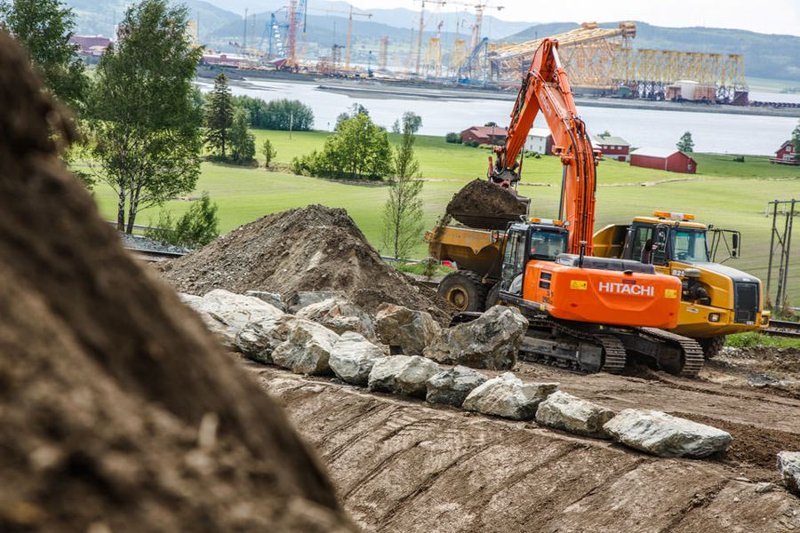 Гусеничные экскаваторы Hitachi ZX 290 LC-5 3403