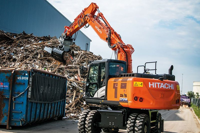 Мобильные экскаваторы Hitachi ZX170W-6 8404