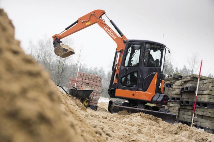Мини-экскаваторы Hitachi ZX38U-5A 8990