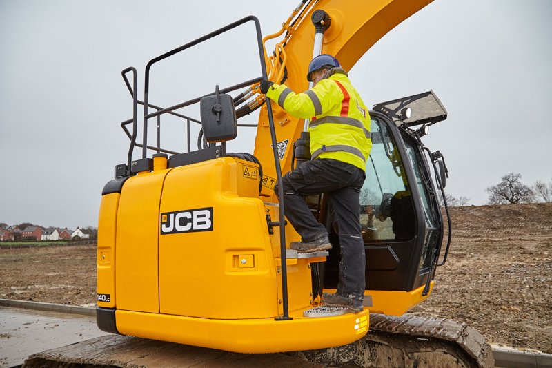 Гусеничные экскаваторы JCB JZ 140 LC 5580