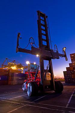 Фронтальный погрузчик Дизельный Kalmar DCF 100-45 E7 21047