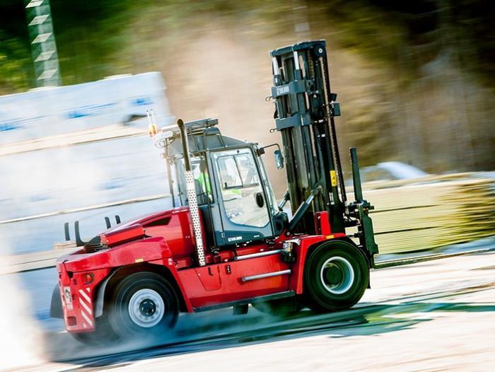 Фронтальный погрузчик Дизельный Kalmar DCG 160-6 21043