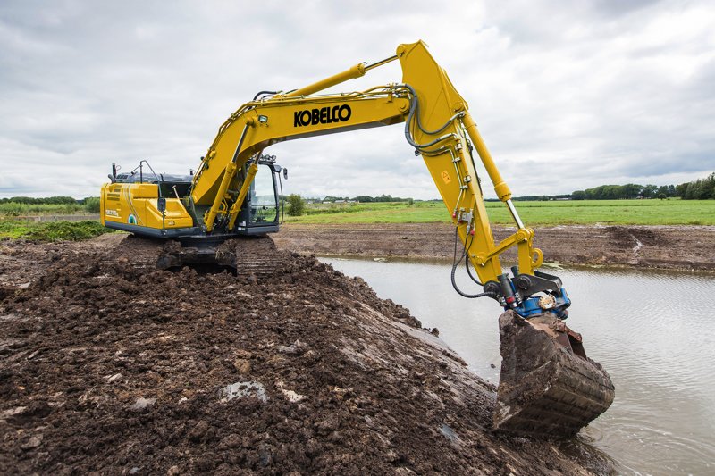 Гусеничные экскаваторы Kobelco SK 210 LC 10 5593