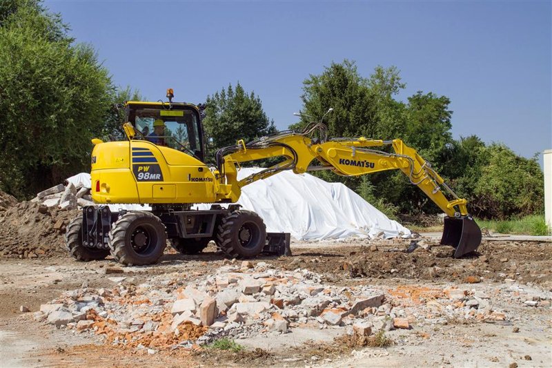 Мобильные экскаваторы Komatsu PW98MR-10 8330