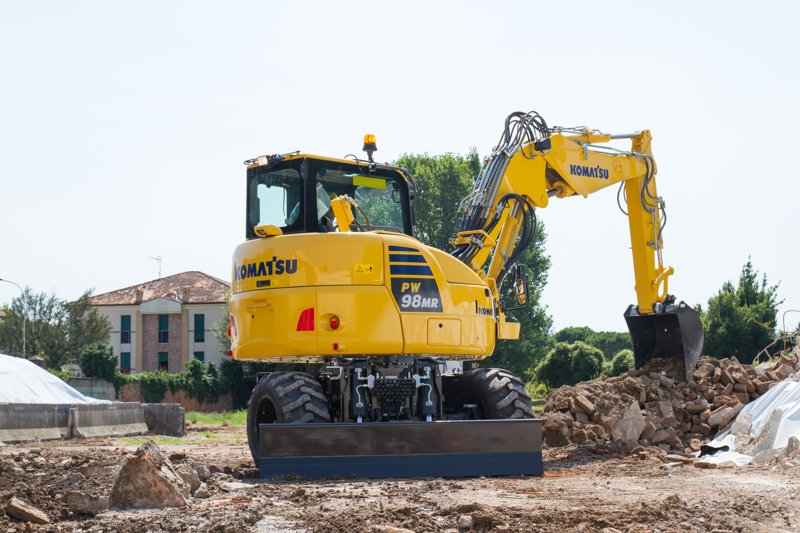 Мобильные экскаваторы Komatsu PW98MR-10 8332