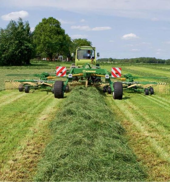 Роторный валкователь Krone Swadro 1000 15370