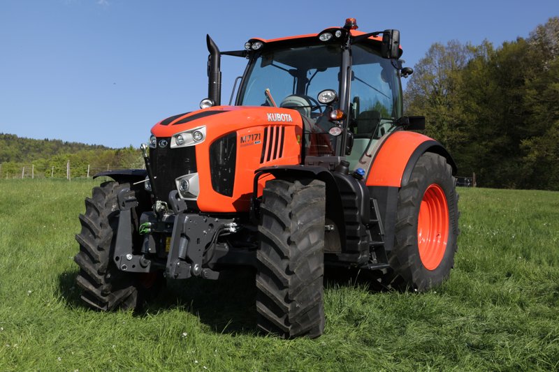 Тракторы с 4-х осевым Kubota M7171 18808