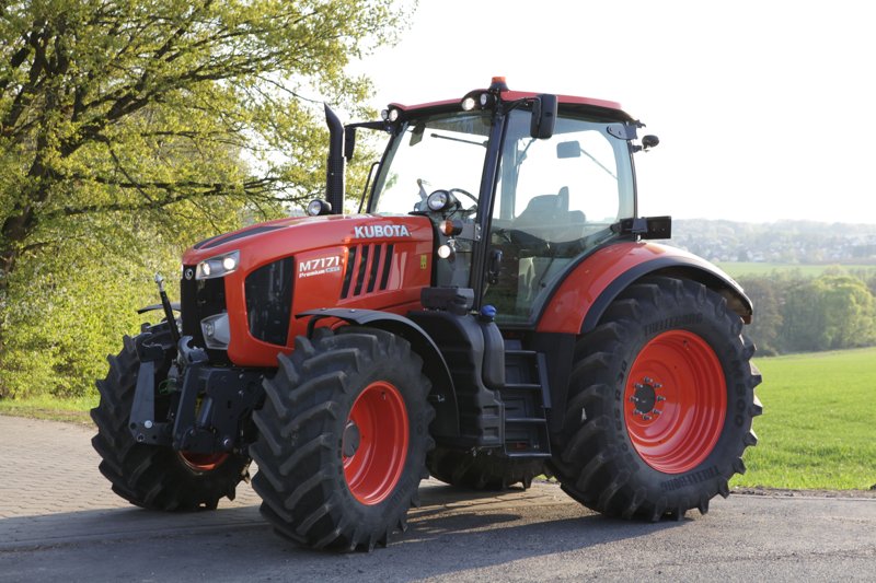 Тракторы с 4-х осевым Kubota M7171 18812