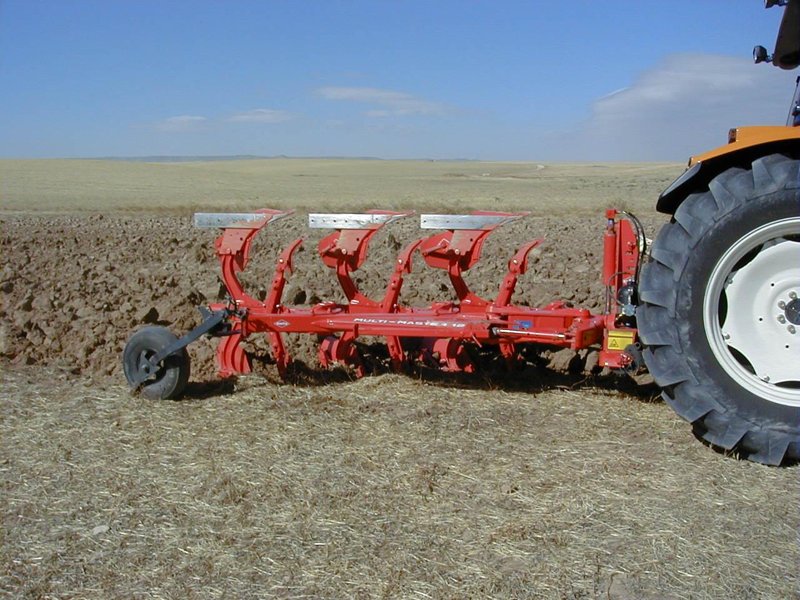 Плуга Kuhn Master 102 T 4 14200