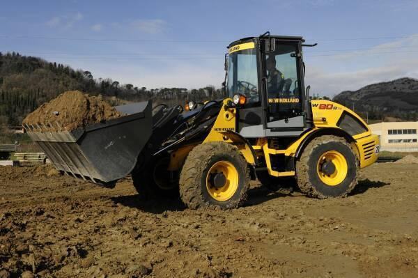 Колесные погрузчики New Holland W80B TC 10702