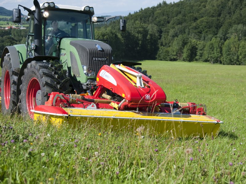 фронтальные косилки диски без подготовителя Pöttinger NovaCat 301 Alpha Motion 16715