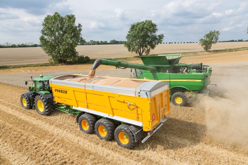 Силосный прицеп и самозагружающийся автофургон Joskin TRANS-SPACE 7500/25TRC150 47101