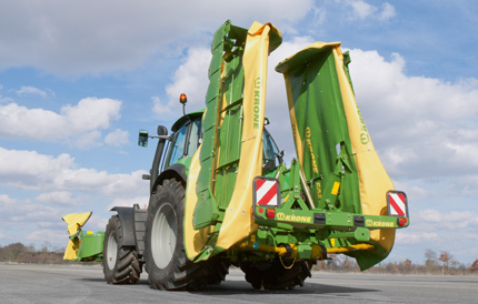 Сочетание косилки диски без подготовителя Krone EasyCut B 750 83696