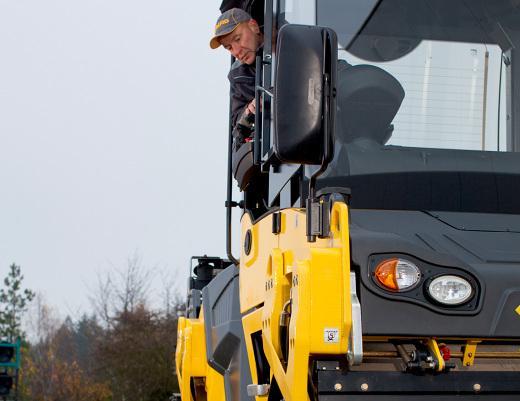 Тандемные  дорожные виброкатки Bomag BW 154 AD-5 65064