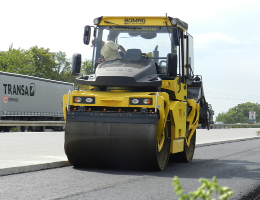 Тандемные  дорожные виброкатки Bomag BW 174 AP 4f 65136