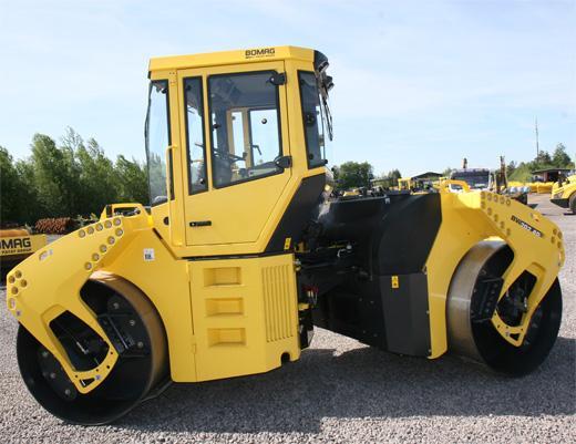 Тандемные  дорожные виброкатки Bomag BW 202 AD-4 112267