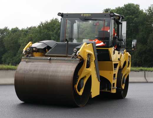 Тандемные  дорожные виброкатки Bomag BW 206 AD-50 95427