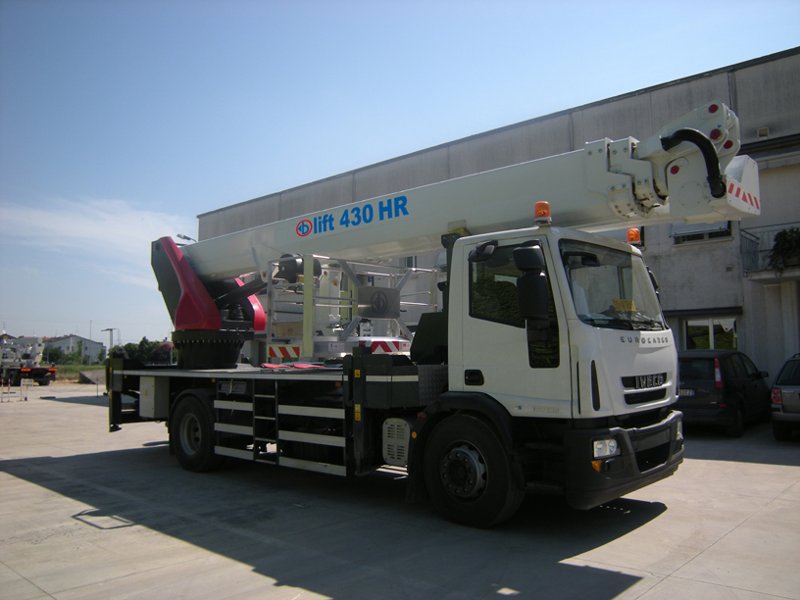Телескопическая автовышка CTE B-Lift 430 HR 63498