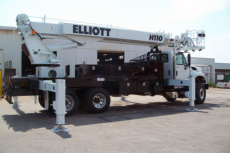 Телескопическая автовышка Elliott Equipment H110R HiReach 63625