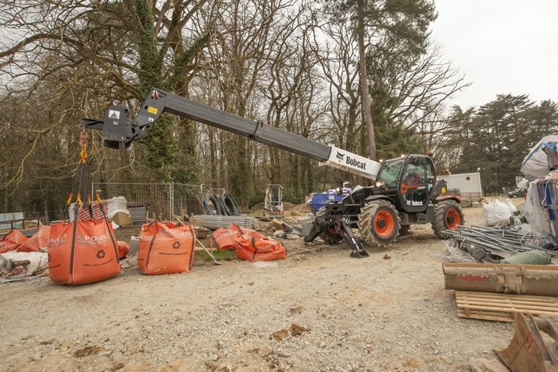 Телескопические погрузчики неподвижные Bobcat T35.130S 75 IV 55208