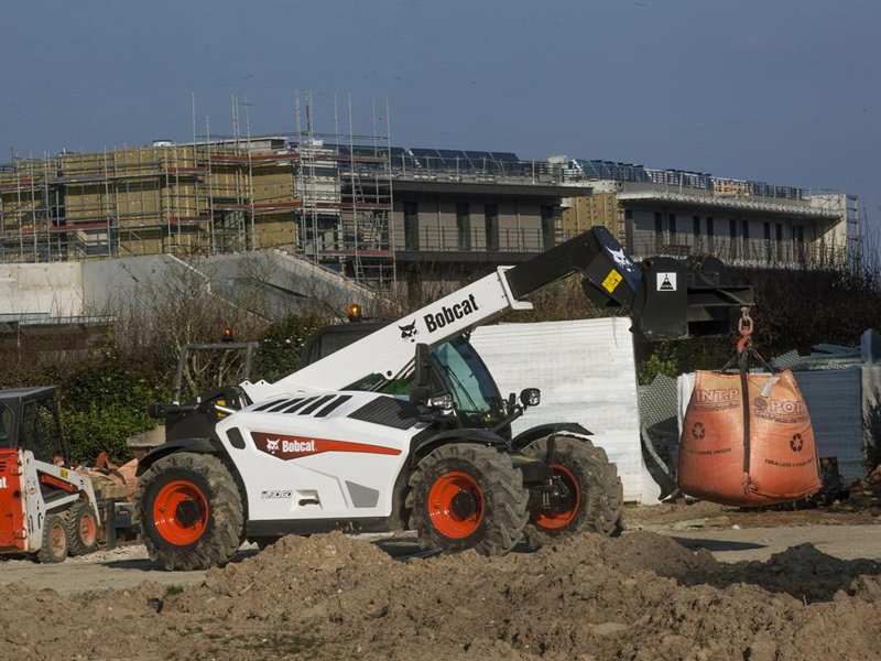 Телескопические погрузчики неподвижные Bobcat TL30.60 Low Cab 100 IV 55182